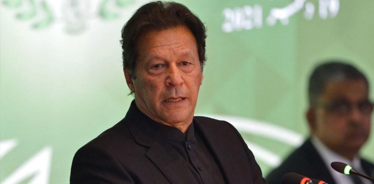 آئی ایم ایف کی سخت شرائط ماننے کی وجہ سے عوام پر بوجھ ڈالنا پڑتا ہے، وزیراعظم