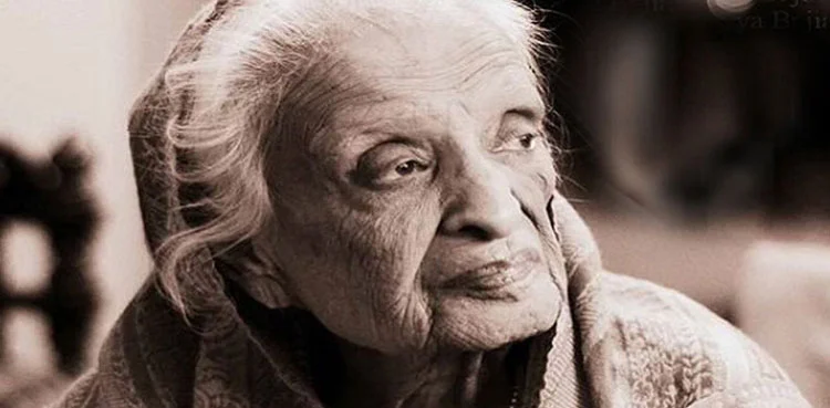 ہر دل عزیز فاطمہ ثریا بجیا کا تذکرہ جو آج ہی کے دن ہم سے جدا ہوگئی تھیں