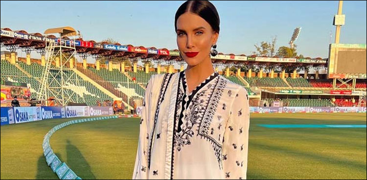 ایرن ہالینڈ ’بہن‘ کی واپسی سے خوش