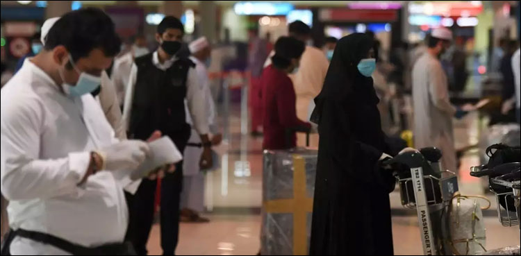 لاہور ایئر پورٹ پر پی سی آر ٹیسٹس کے تنائج میں ہیرا پھیری یا کچھ اور؟