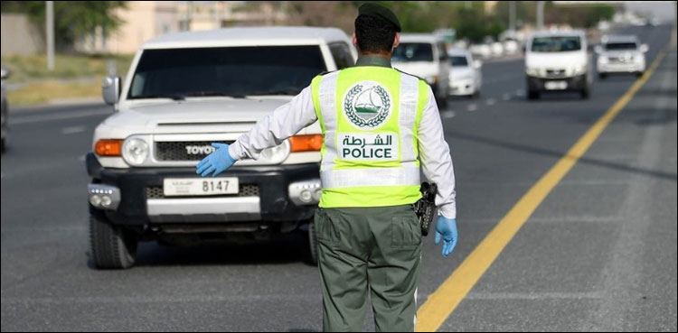امارات میں کم عمر طالبہ اسکول بس کے نیچے آکر جاں بحق، ڈرائیور گرفتار
