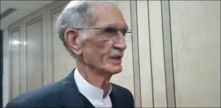 وزیر دفاع پرویز خٹک کا اپوزیشن پر ہارس ٹریڈنگ کا الزام