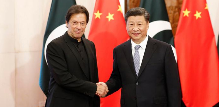 وزیراعظم عمران خان  4 روزہ دورے پر چین روانہ