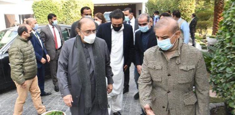 وزیراعظم کے خلاف عدم اعتماد، آصف زرداری اور شہباز شریف کے درمیان اہم ملاقات آج ہوگی