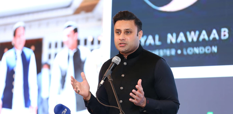 اوورسیز پاکستانیوں کے بڑے کنونشن کی تیاری، زلفی بخاری کارکنان کو متحرک کرنے کیلئے  لندن پہنچ  گئے
