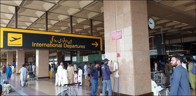 کراچی سے بحرین جانے والی پرواز 3 گھنٹے سے زائد تاخیر کا شکار