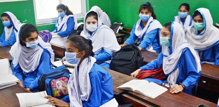 سندھ بھر میں میٹرک کی مفت تعلیم کا سلسلہ ختم، وجہ کیا بنی؟