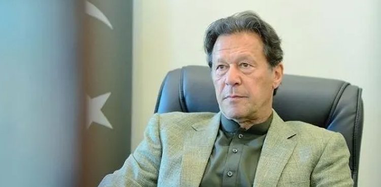 تحریک عدم اعتماد : وزیراعظم عمران خان آج قانونی وآئینی ماہرین سےمشاورت کریں گے