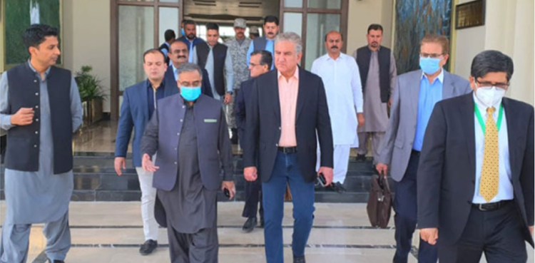 وزیرخارجہ شاہ محمود قریشی 3 روزہ دورے پر چین روانہ