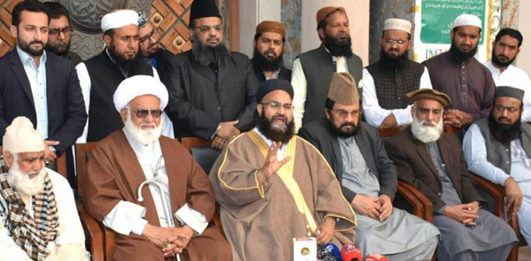 پاک فوج اور سلامتی کے اداروں کے خلاف مہم، علماو مشائخ میدان میں آگئے