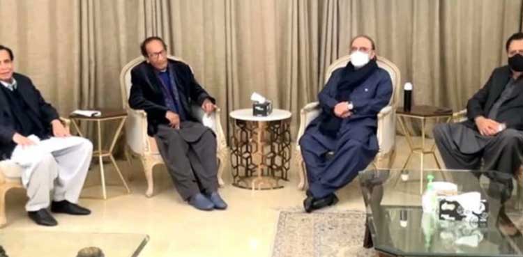 اپوزیشن کی عدم اعتماد اور پیشکش پر ق لیگ شش وپنج کا شکار، زرداری سے گارنٹی  مانگ لی