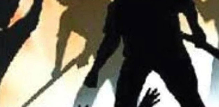 ڈاکوؤں نے بیوپاریوں کو لوٹ لیا