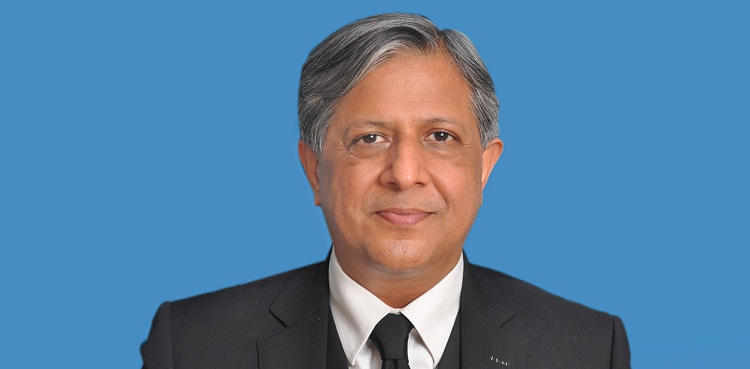 وفاقی حکومت کا سینیٹر اعظم نذیر تارڑ کو سینیٹ میں قائد ایوان بنانے کا فیصلہ