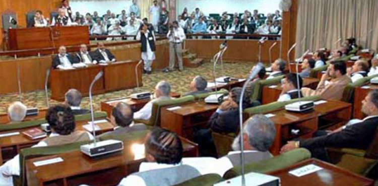 آزاد کشمیر کا نیا وزیر اعظم کون ہوگا؟ تحریک انصاف کا اہم فیصلہ