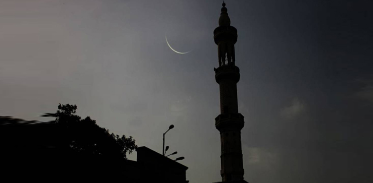 پاکستان میں رمضان المبارک کا چاند کب ںظر آئے گا؟