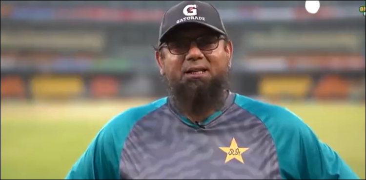 شاداب خان سے متعلق ہیڈ کوچ ثقلین مشتاق کا اہم بیان