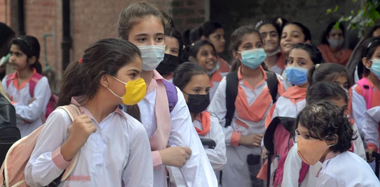 طلبا کے لئے اہم خبر! تعلیمی اداروں میں گرمیوں کی چھٹیوں کا شیڈول اچانک تبدیل