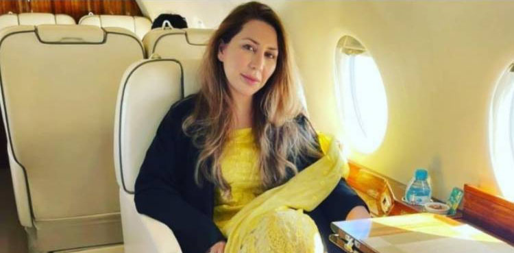 فرح خان  کتنے اثاثوں کی مالک،  پی ٹی آئی دور میں کتنا اضافہ ہوا؟