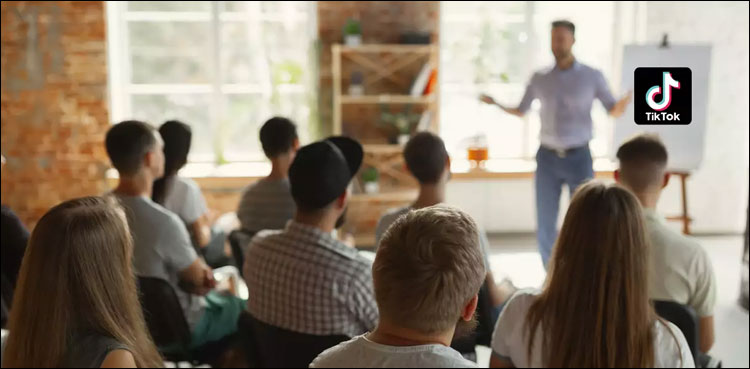 امریکی یونیورسٹی میں ٹک ٹاک کی کلاسز
