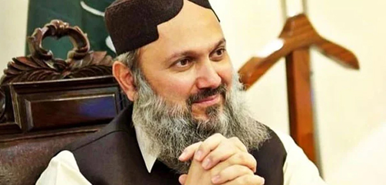 ‘سابق وزیراعلیٰ بلوچستان جام کمال فرشتہ نظر آتے ہیں’
