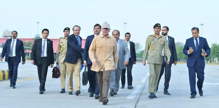 وزیر اعظم شہباز شریف آج ایک روزہ دورے پر کراچی پہنچ رہے ہیں