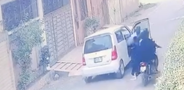 میٹرک کی طالبہ  کے اغوا میں ملوث  3ملزمان گرفتار