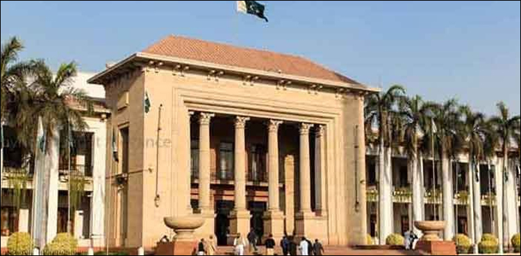 صوبائی بجٹ پیش کرنے میں بڑی رکاوٹ، ن لیگ پریشان لیکن آئی جی سے متعلق اصولی فیصلہ