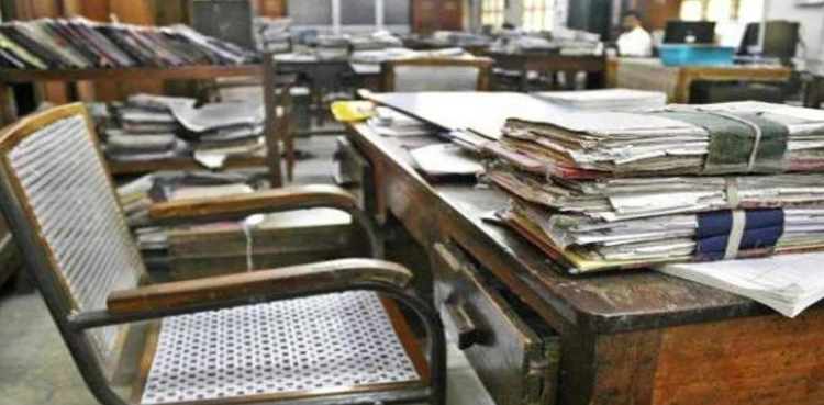 سرکاری ملازمین
