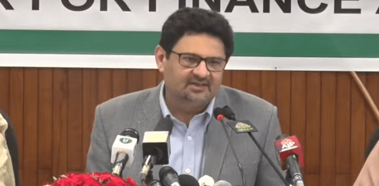 مشکل فیصلوں کےعلاوہ کوئی راستہ نہیں، وزیر خزانہ