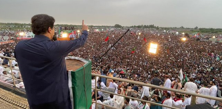 عمران خان آج فیصل آباد میں سیاسی مخالفین کو للکاریں گے