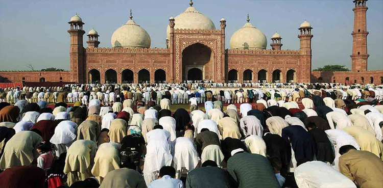 ملک بھر میں آج عیدالاضحیٰ مذہبی عقیدت واحترام سے منائی جارہی ہے