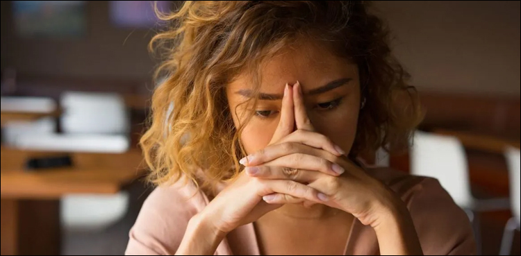 جسم پر ذہنی دباؤ کے کیا کیا اثرات پڑتے ہیں؟