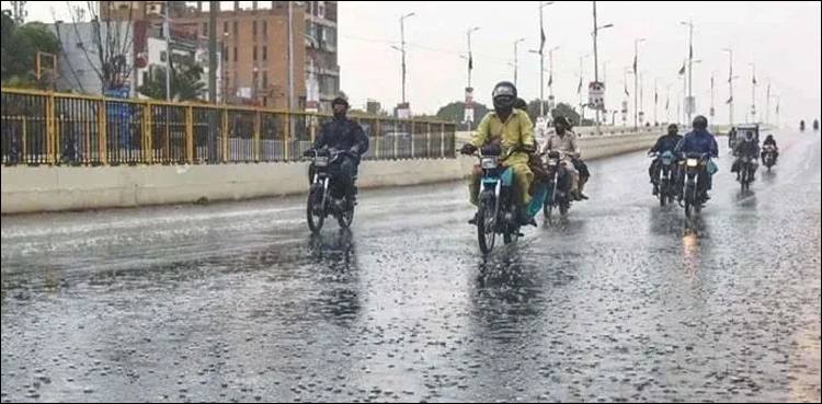 کراچی میں بارش برسانے والا سسٹم تاحال موجود، آج کی پیشگوئی؟