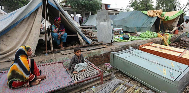 سندھ کے سیلاب زدہ علاقوں میں وبائی امراض خطرناک صورت اختیار کر گئے