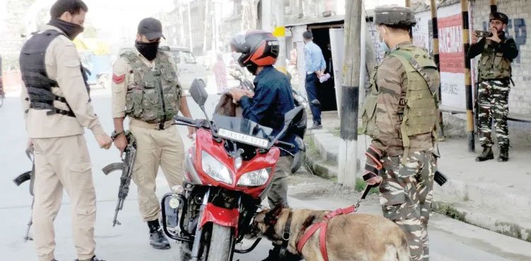 ضلع اسلام آباد میں بھارتی فورسز کی گھر پر اندھا دھند فائرنگ، 2 کشمیری شہید