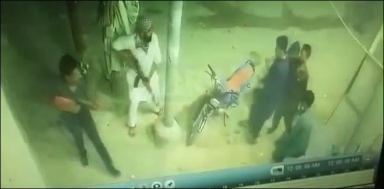 بڑے ہتھیاروں کے ساتھ کراچی میں ہونے والی واردات کی ویڈیو