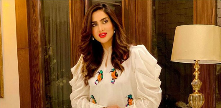 فضہ علی کے گانا گانے کی ویڈیوز وائرل