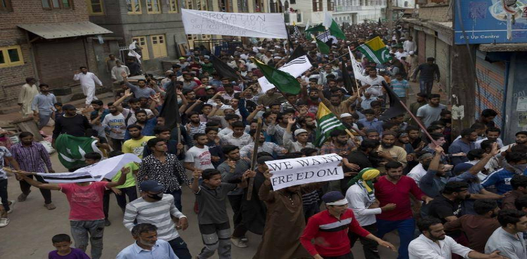 75 سال میں بھارتی فوجیوں نے 4 لاکھ کشمیریوں کو شہید کیا، رپورٹ