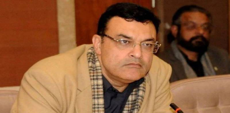 وزیر اعظم  نے نور عالم خان کو وفاقی وزیر کا عہدہ دے دیا