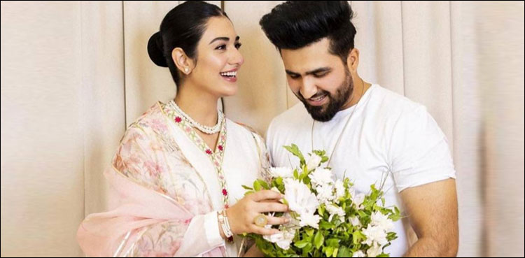 فلک کی سارہ کے ساتھ نئی ویڈیو وائرل
