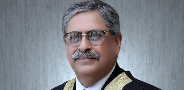 بانی پی ٹی آئی کو براہ راست دکھانا کسی قانون کی خلاف ورزی نہیں، جسٹس اطہر من اللہ