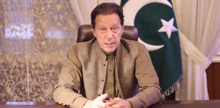 عمران خان  نے اسمبلیوں کی تحلیل پر قانونی مشاورت مکمل کرلی