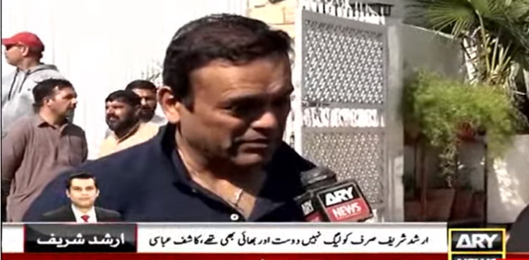 دفتر خارجہ نے ارشد شریف کے جسدِ خاکی کو جلد لانے کی یقین دہانی کرائی ہے، کاشف عباسی