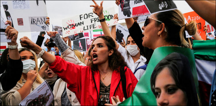 ایرانی فورسز کا کُردستان میں گھروں پر فائرنگ، 5 ہلاک، سیکڑوں زخمی