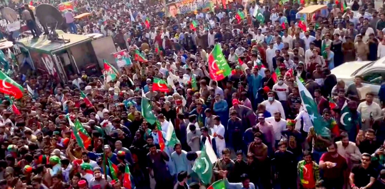 پی ٹی آئی  کی’ حقیقی آزادی مارچ’ کے لیے این او سی جاری کرنے درخواست مسترد