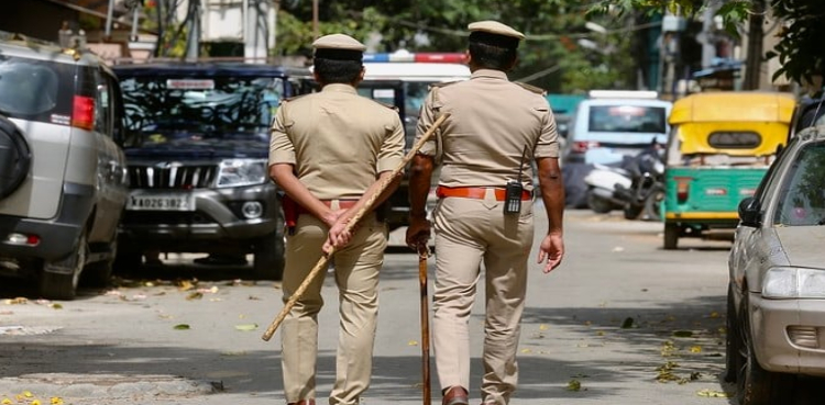 نشے میں دھت دو افراد نے ریسٹورنٹ کے ویٹر کو قتل کردیا