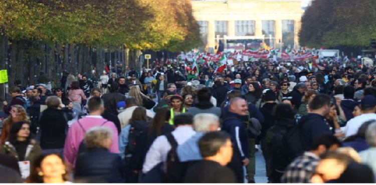 ایران :تہران میں 400 مظاہرین کو10 سال تک قید کی سزائیں