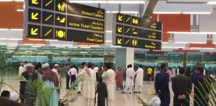 دبئی، استنبول اور مدینہ جانے مسافر ائیر پورٹ پر رُل گئے