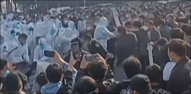 چینی شہریوں نے لاک ڈاؤن ہٹانے کا مطالبہ کر دیا، شنگھائی میں احتجاج