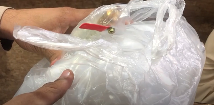 پلاسٹک کی تھیلیوں میں سوئی گیس فروخت کرنے والے 16دکاندار گرفتار